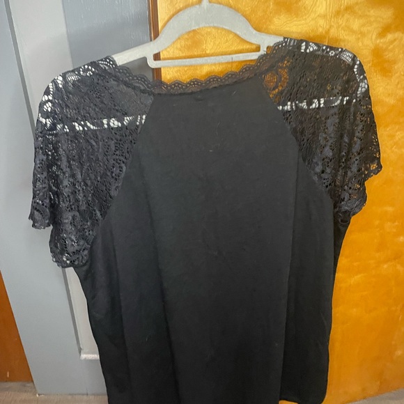 Torrid top - Picture 3 of 3